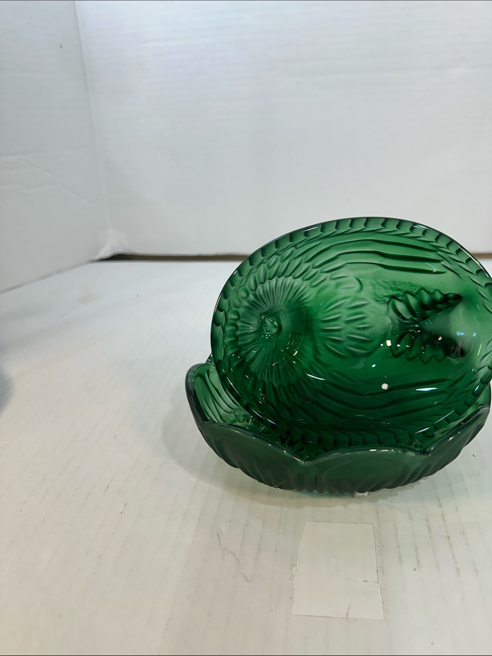 Green Hen-Shaped Decorative Dish for Habitat and Home - Picture 5 of 5